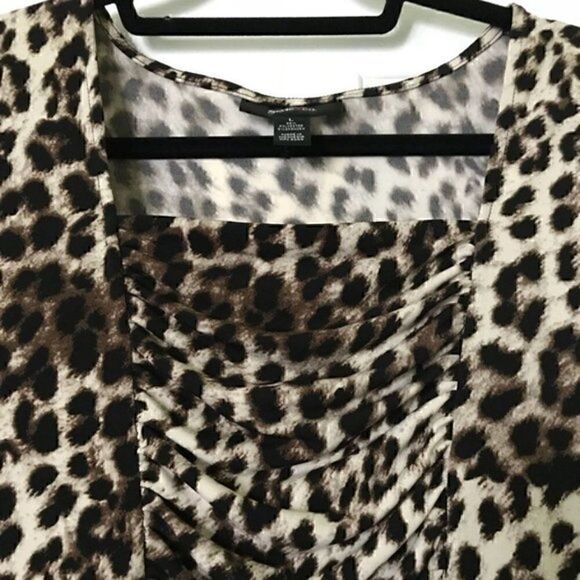 NWOT. Style & Co Leopard Print Top. - Picture 4 of 6